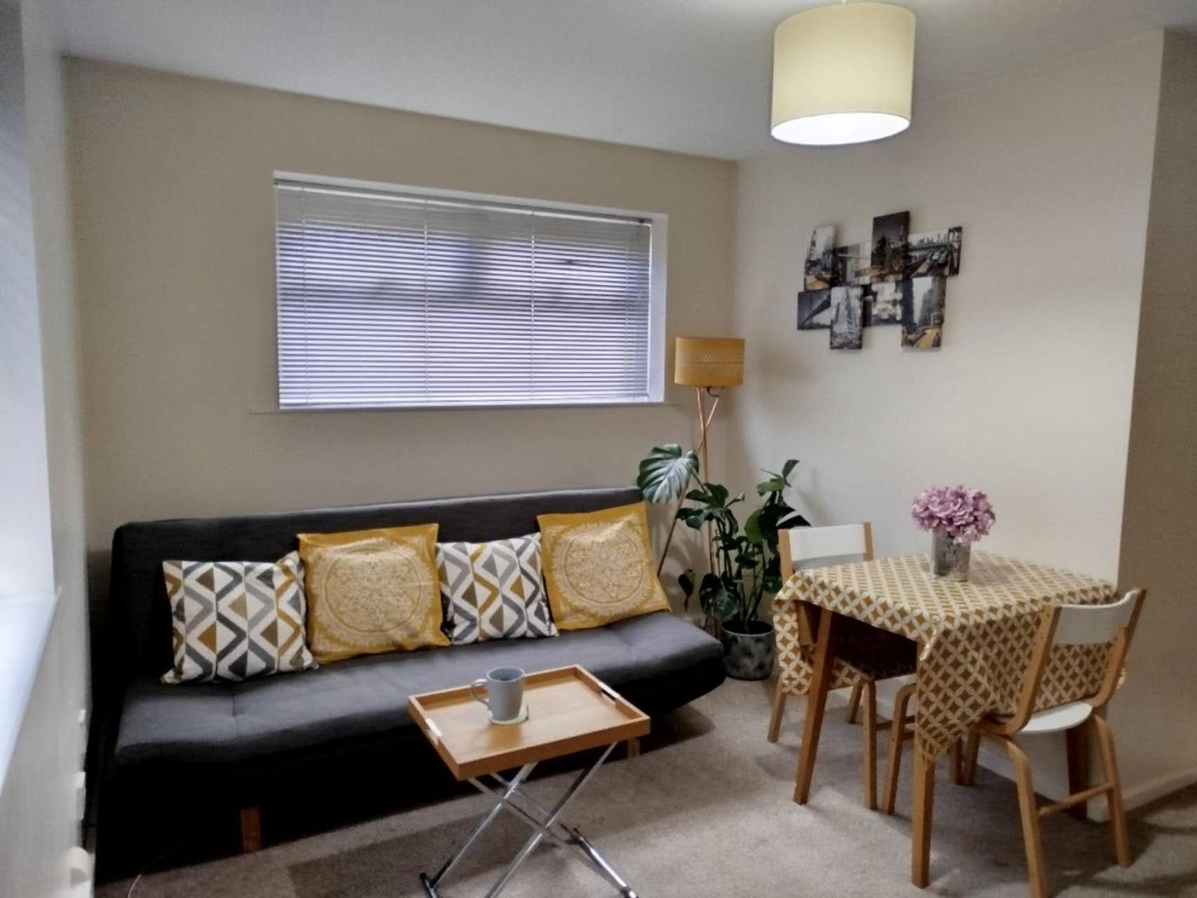 Cozy One Bedroom Holiday With Free Parking Casa vacanze York